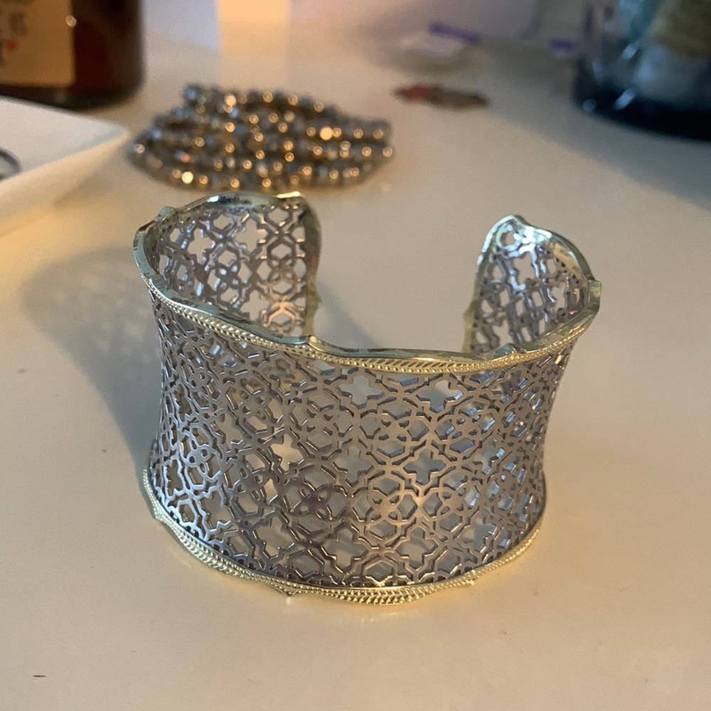 Kendra Scott Candice Cuff bracelet